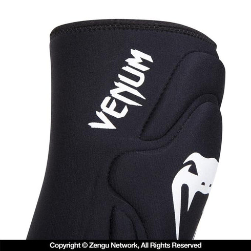 Venum-Kontact Lycra/Gel Knee Pads - Black-2